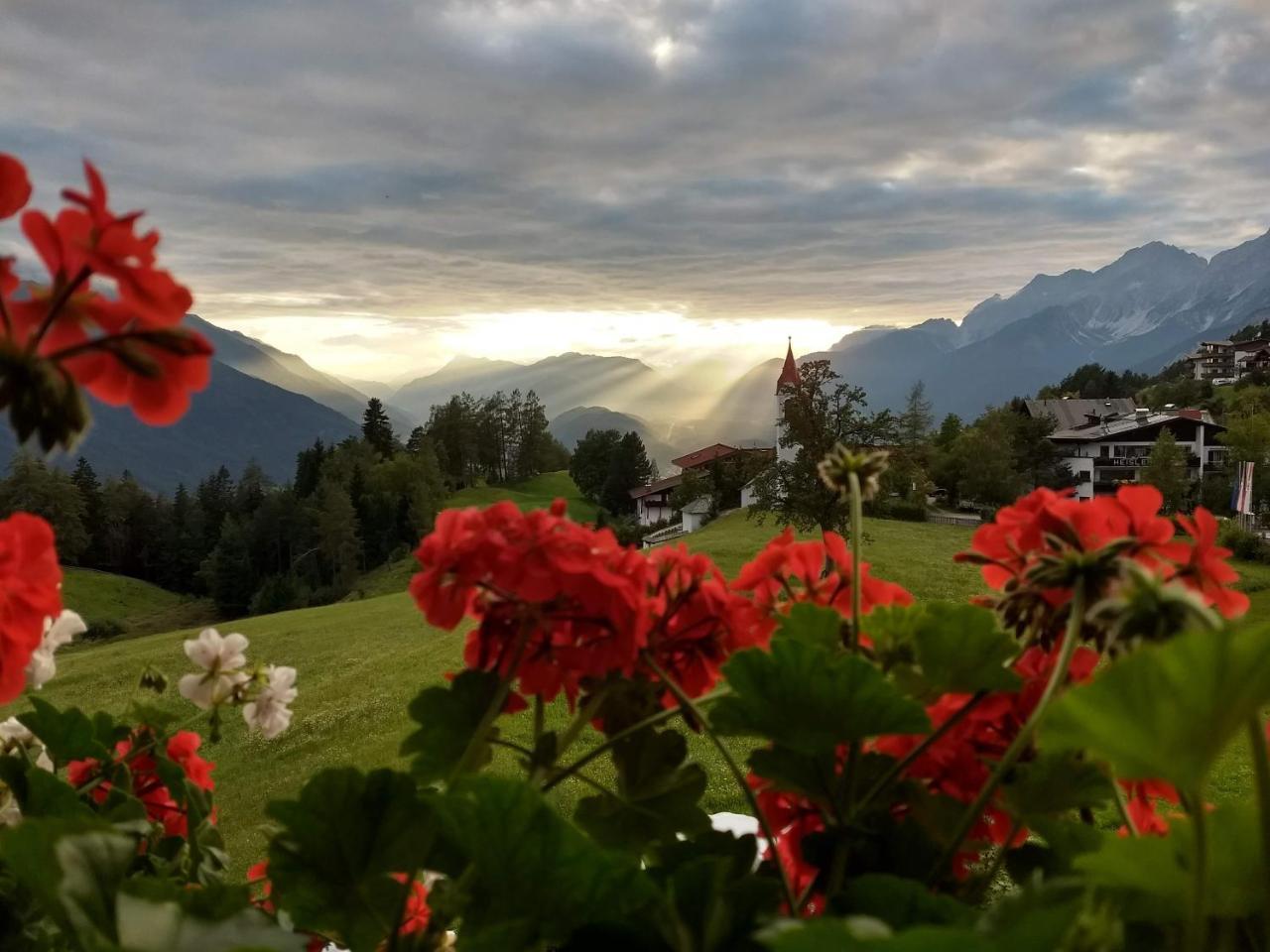 Haus Lukas Bed and Breakfast Seefeld in Tirol Eksteriør billede
